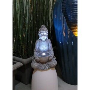 Buddha Statue for Home and Outdoor Decor Solar Powered Flickering LED